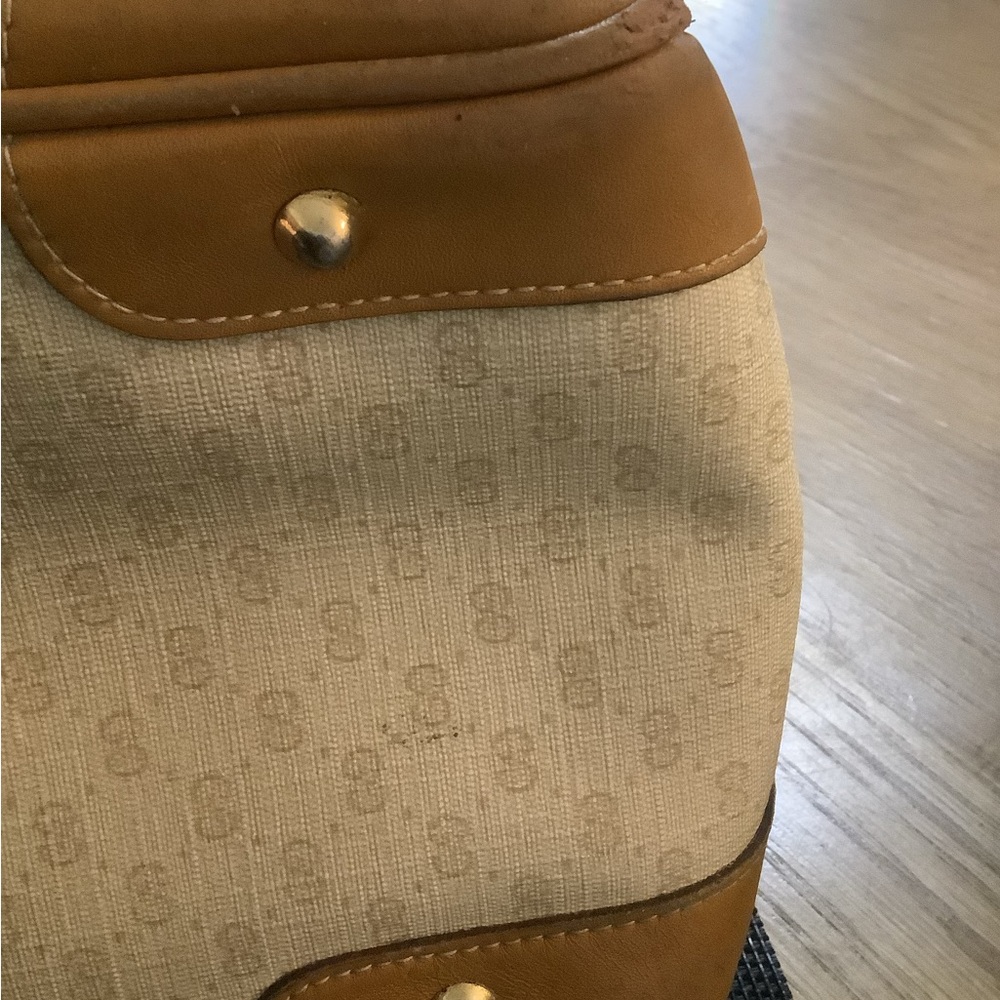 Gucci vintage authentic Cream and Tan Monogram GG Satchel with Leather Trim - Picture 5 of 12
